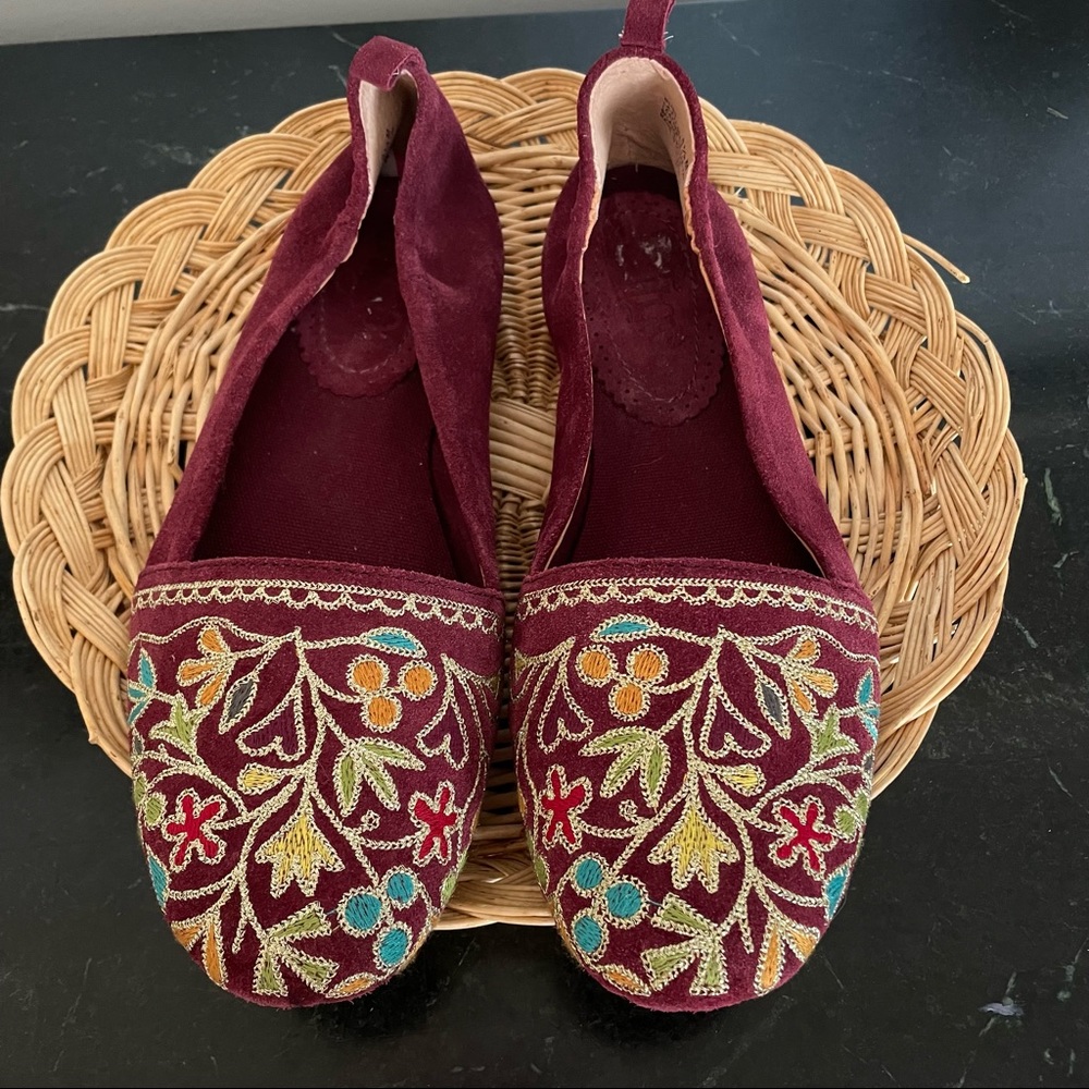 Bliss Embroidered Anthropologie Burgundy Suede Flats Latigo